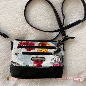 Stone Mountain USA floral cross body convertible handbag